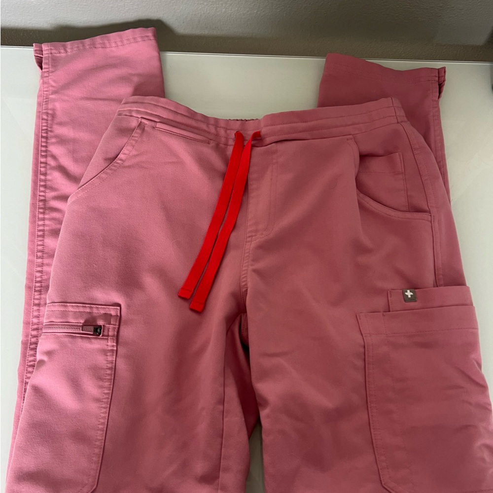 FIGS Yola Skinny Scrub Pant